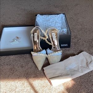 NEVER WORN Badgley Mischka Heels